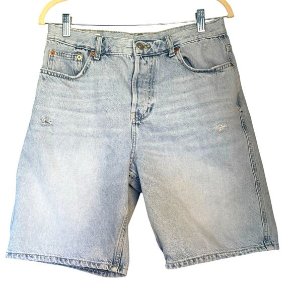 ZARA Jean Shorts/Jorts. Light Wash Denim. Distressed. Size: 31 Waist - Picture 1 of 5